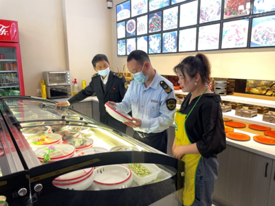強(qiáng)化信用懲戒 守護(hù)長江生態(tài)——休寧縣市監(jiān)局開展“長江禁漁”餐飲服務(wù)專項(xiàng)執(zhí)法檢查